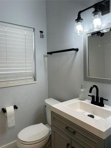 2508 Bay Drive 12, Pompano Beach, FL 33062