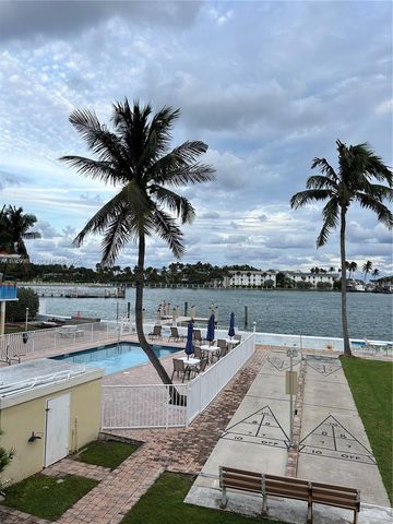 2508 Bay Drive 12, Pompano Beach, FL 33062