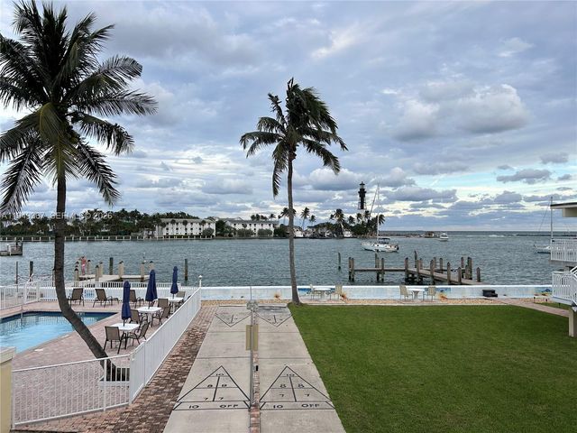 2508 Bay Drive 12, Pompano Beach, FL 33062