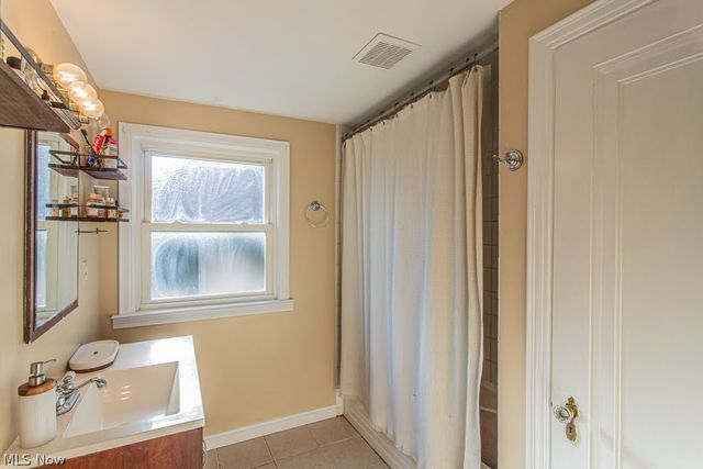 888 Trumbull Avenue SE, Warren, OH 44484