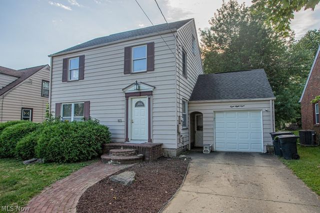 888 Trumbull Avenue SE, Warren, OH 44484