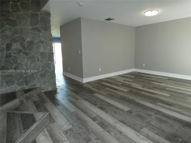 14212 NE 4th Ave, Miami, FL 33161