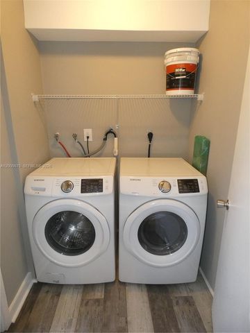 14212 NE 4th Ave, Miami, FL 33161