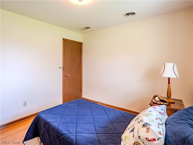 10073 Delsy Drive, North Royalton, OH 44133