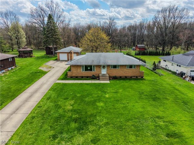 10073 Delsy Drive, North Royalton, OH 44133