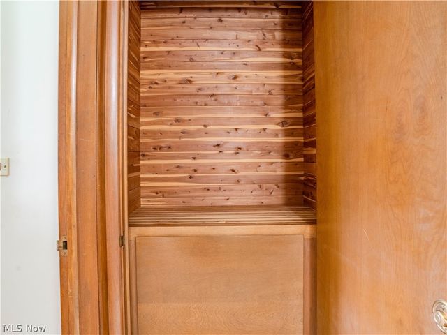 10073 Delsy Drive, North Royalton, OH 44133