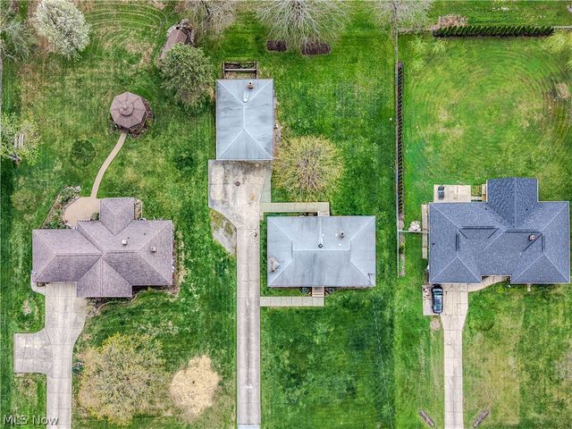 10073 Delsy Drive, North Royalton, OH 44133
