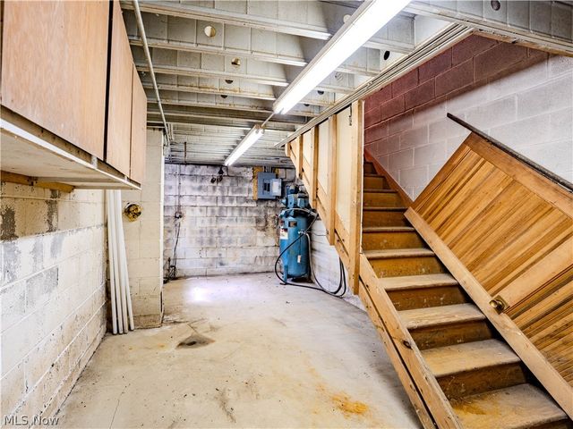 10073 Delsy Drive, North Royalton, OH 44133
