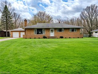 10073 Delsy Drive, North Royalton, OH 44133