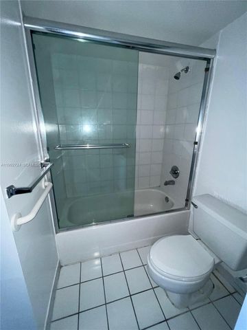 3300 NE 191st St 909, Aventura, FL 33180