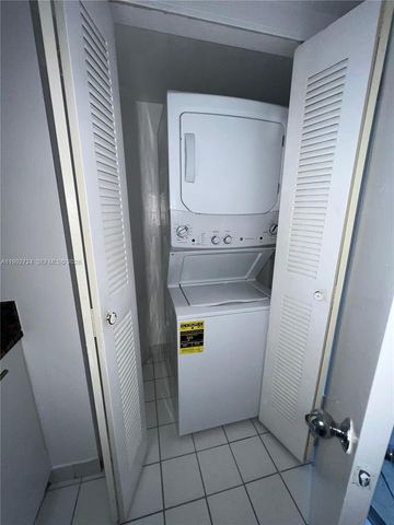 3300 NE 191st St 909, Aventura, FL 33180