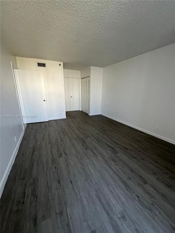 3300 NE 191st St 909, Aventura, FL 33180