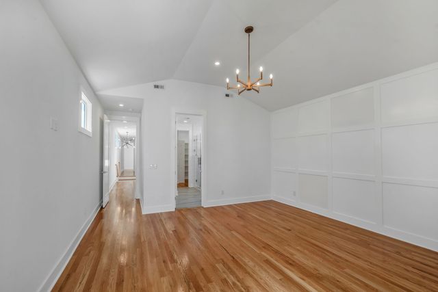 1916 15th Ave, N, Nashville, TN 37208