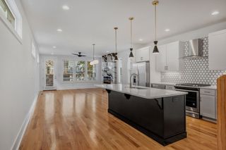 1916 15th Ave, N, Nashville, TN 37208