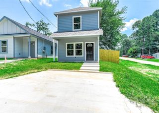 16985 Glenheath St, Montgomery, TX 77316