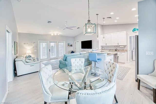 431 Lazy WAY, Fort Myers Beach, FL 33931
