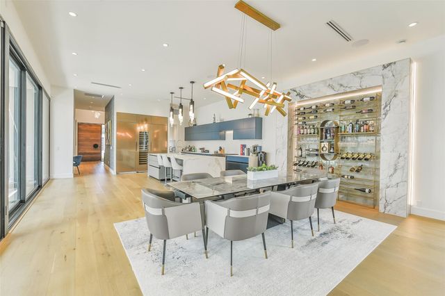 3003 Virginia Street, Houston, TX 77098