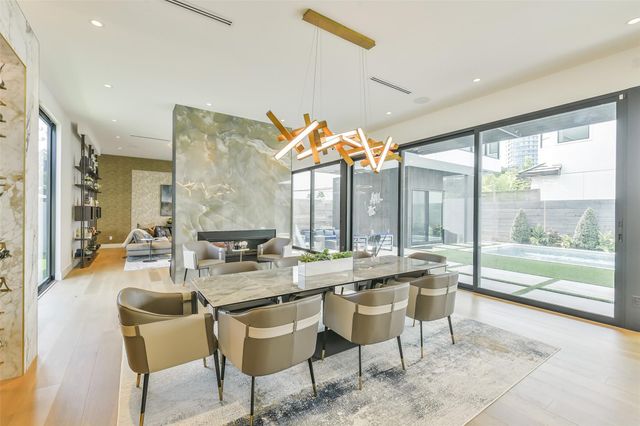 3003 Virginia Street, Houston, TX 77098