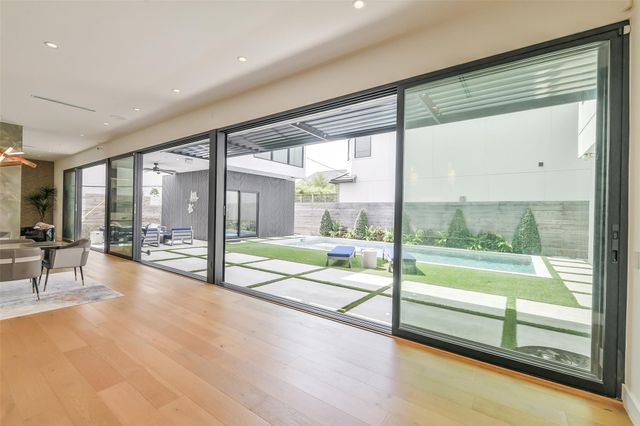 3003 Virginia Street, Houston, TX 77098