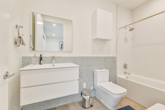 3003 Virginia Street, Houston, TX 77098
