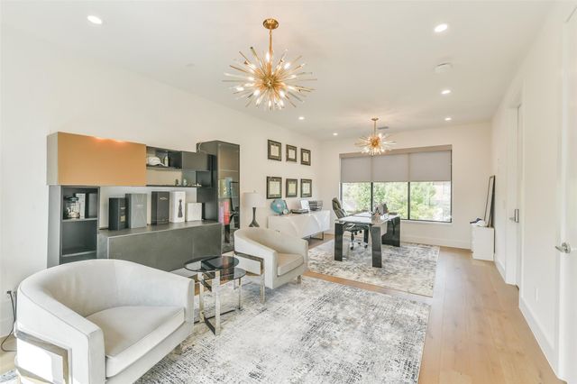 3003 Virginia Street, Houston, TX 77098