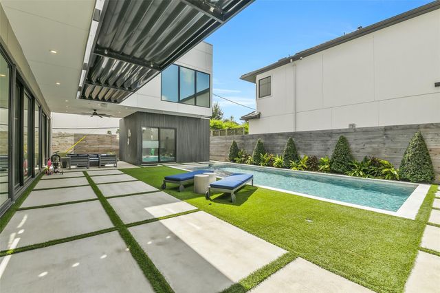 3003 Virginia Street, Houston, TX 77098