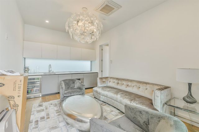 3003 Virginia Street, Houston, TX 77098