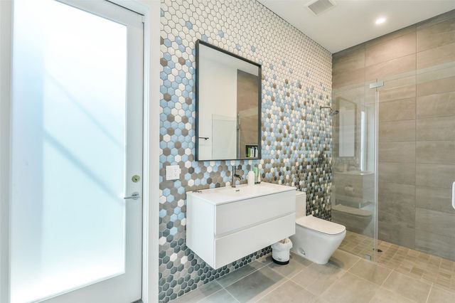 3003 Virginia Street, Houston, TX 77098