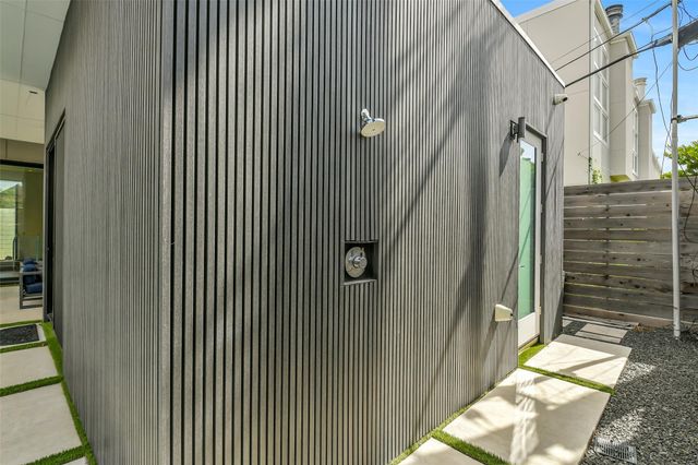 3003 Virginia Street, Houston, TX 77098