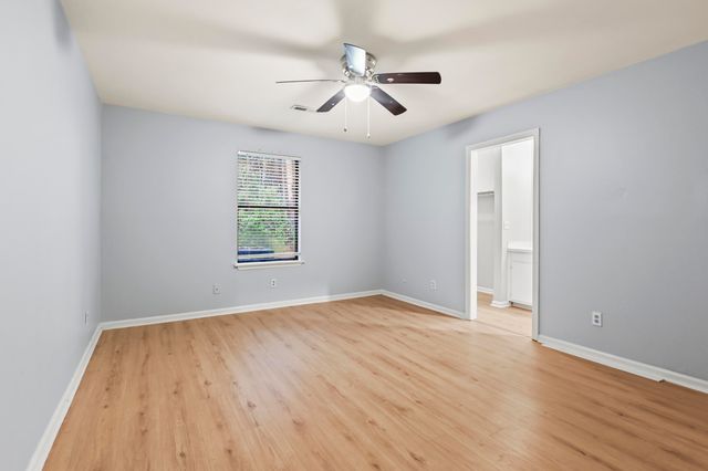 121 Canvasback B, Summerville, SC 29485