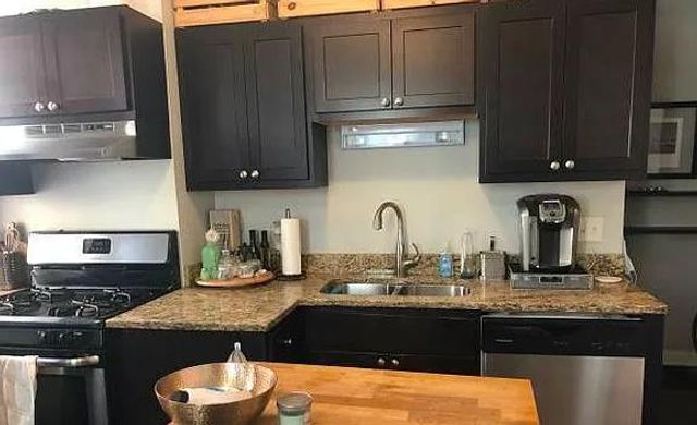 1616 W 18th Place, Chicago, IL 60608