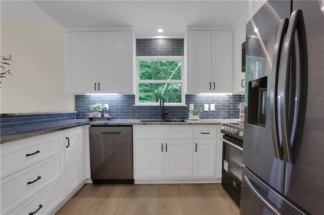 6524 Medlock Road, Gainesville, GA 30506
