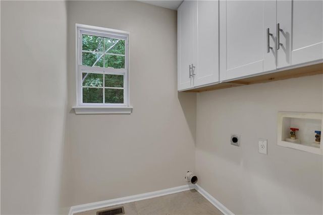 6524 Medlock Road, Gainesville, GA 30506