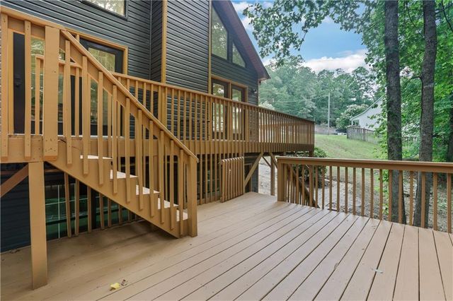 6524 Medlock Road, Gainesville, GA 30506