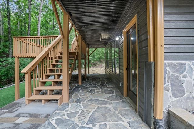 6524 Medlock Road, Gainesville, GA 30506
