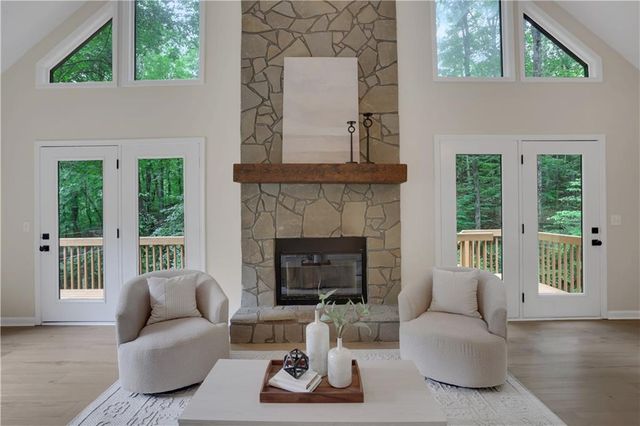 6524 Medlock Road, Gainesville, GA 30506