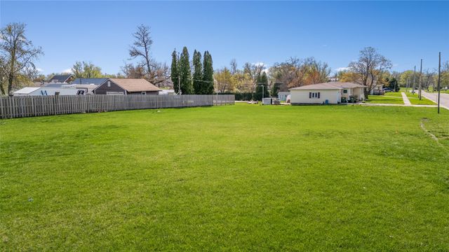118 N Kennedy Avenue, Madrid, IA 50156
