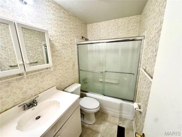 6334 Hurstgreen Lane, Affton, MO 63123