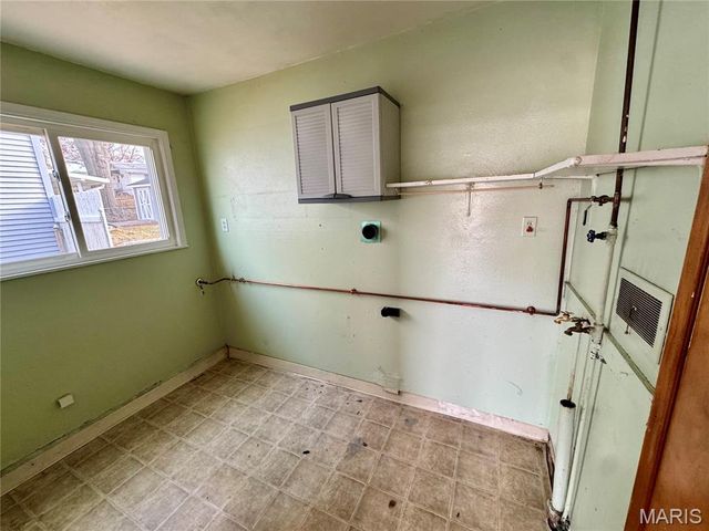 6334 Hurstgreen Lane, Affton, MO 63123