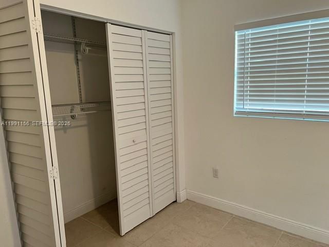 644 SW 1st Ct 644, Hallandale Beach, FL 33009