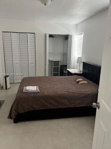 644 SW 1st Ct 644, Hallandale Beach, FL 33009