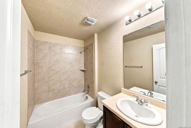 8834 Double Oak, San Antonio, TX 78254