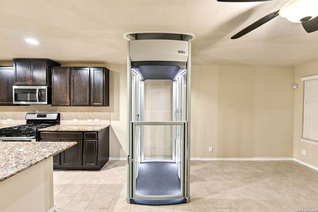 8834 Double Oak, San Antonio, TX 78254