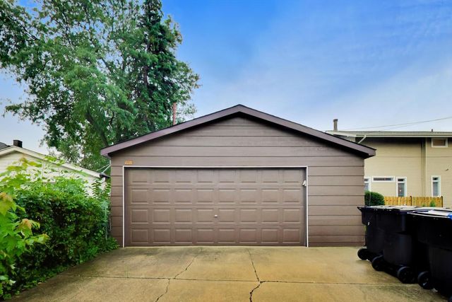 6345 N Nordica Avenue, Chicago, IL 60631