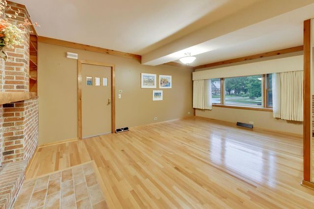 6345 N Nordica Avenue, Chicago, IL 60631