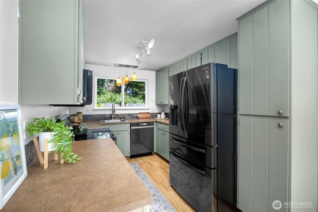 4018 MacAdam Court SE, Olympia, WA 98501