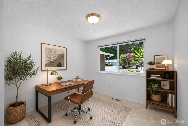 4018 MacAdam Court SE, Olympia, WA 98501