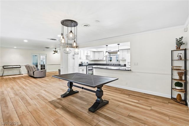 3689 North Rosecrest Circle, Las Vegas, NV 89121