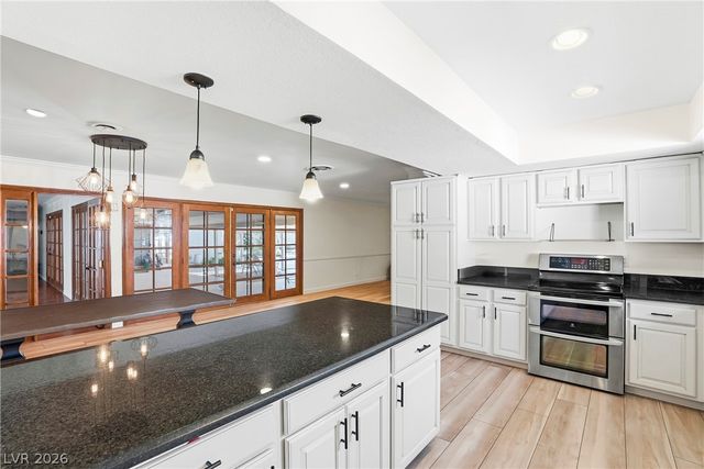 3689 North Rosecrest Circle, Las Vegas, NV 89121