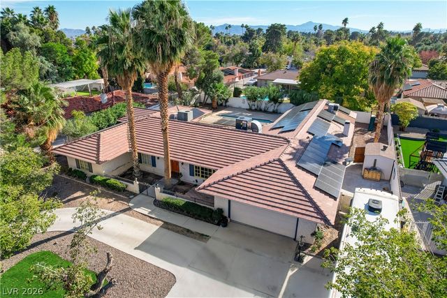 3689 North Rosecrest Circle, Las Vegas, NV 89121